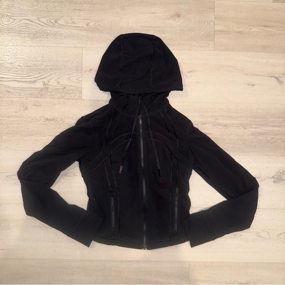 Lululemon Hooded Cropped Mesh Define Jacket